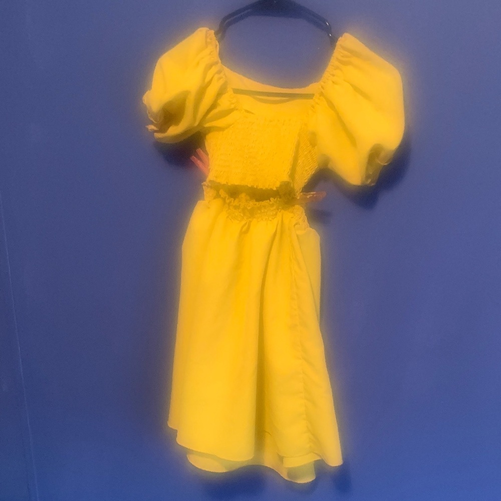 Sunny Yellow Puff Sleeve Dress